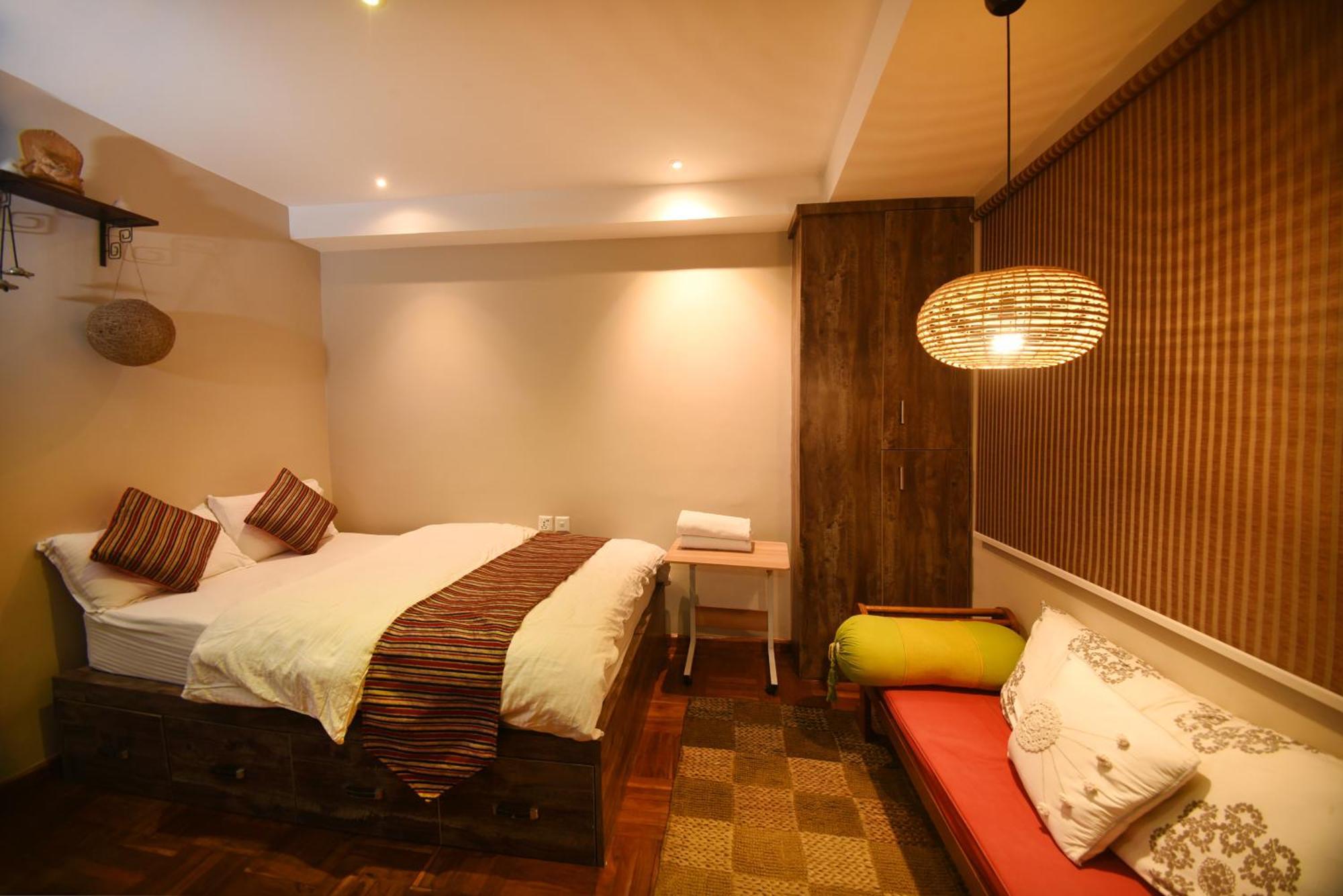 Mums Homestay & Studio Apartments Kathmandu Buitenkant foto