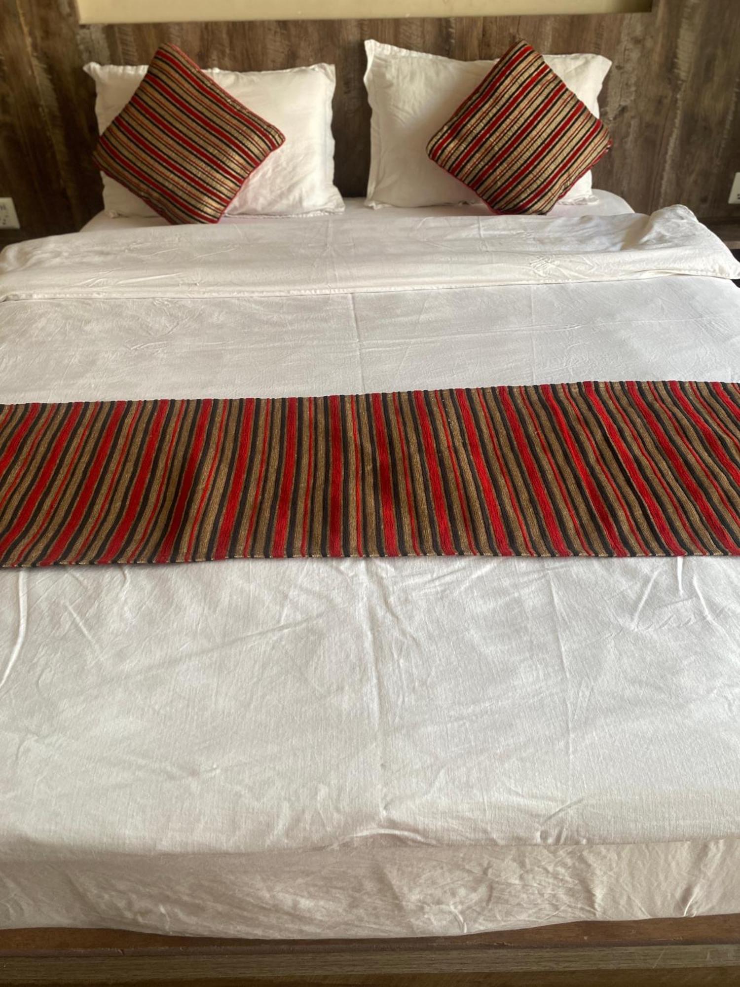 Mums Homestay & Studio Apartments Kathmandu Buitenkant foto