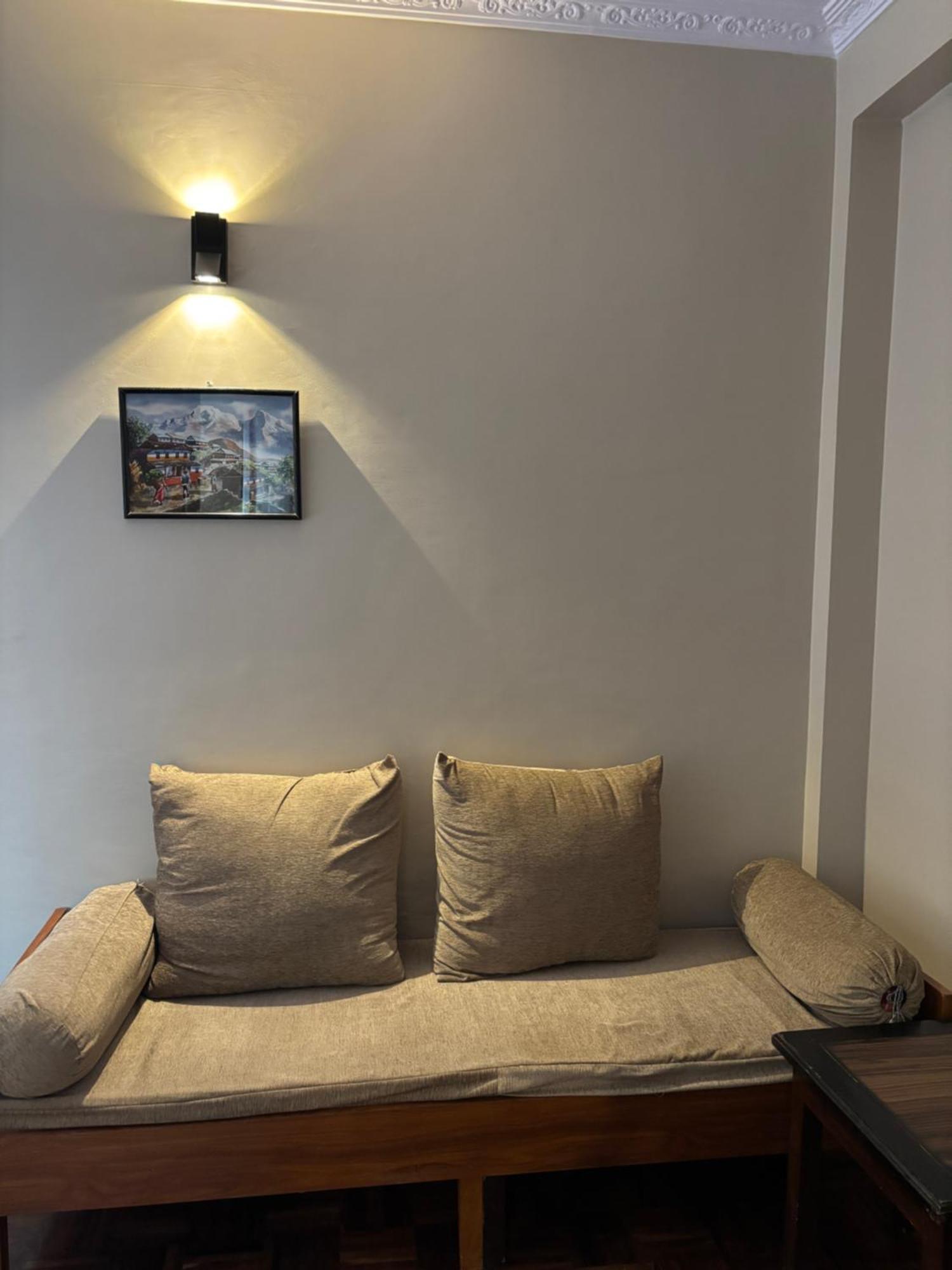 Mums Homestay & Studio Apartments Kathmandu Buitenkant foto